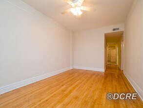 2061 N Hoyne Ave in Chicago, IL - Building Photo - Building Photo