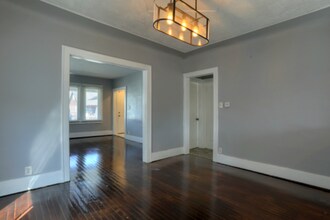 7600 Doyle St in Detroit, MI - Foto de edificio - Building Photo