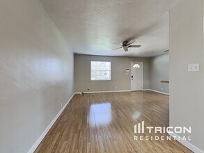 2144 23rd Ave N in St. Petersburg, FL - Building Photo - Building Photo