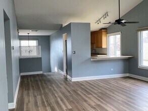 2432 Salem Ct in Woodridge, IL - Building Photo - Building Photo