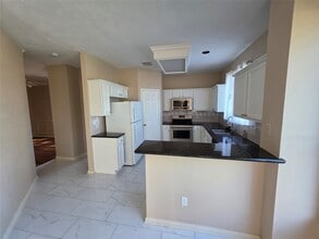 4815 Knights Branch Dr in Sugar Land, TX - Building Photo - Building Photo