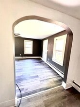 1 1/2 Center St in Ellenville, NY - Building Photo - Building Photo