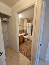 12515 McGregor Blvd, Unit 12515 McGregor Blvd. #109 in Ft. Myers, FL - Building Photo - Building Photo