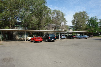 Cabot Cove in Boise, ID - Foto de edificio - Building Photo