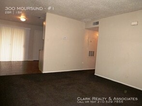 300 Moursund Blvd-Unit -#1 in San Antonio, TX - Building Photo - Building Photo