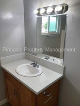 1633 Chestnut Ave-Unit -Unit C in Long Beach, CA - Building Photo - Building Photo