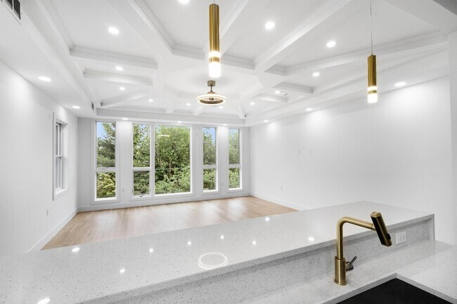 125 Collard St in Jersey City, NJ - Building Photo - Building Photo