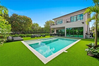 245 NE 116th St in Miami, FL - Building Photo - Building Photo