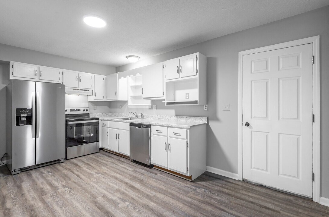 1113 McBrien Rd in Chattanooga, TN - Building Photo