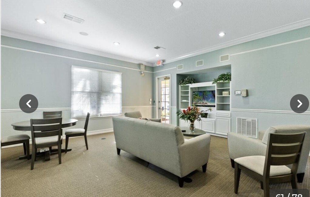 5670 Bentgrass Dr, Unit Las Palmas in Sarasota, FL - Building Photo