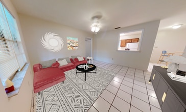 824 Essex Dr in Tallahassee, FL - Building Photo - Building Photo