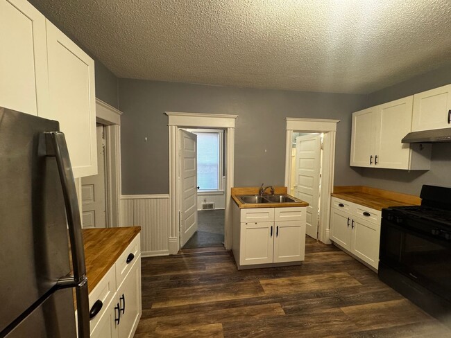 1312 University Ave NE in Minneapolis, MN - Building Photo - Building Photo
