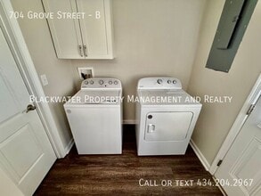 704 Grove St in Bedford, VA - Building Photo - Building Photo