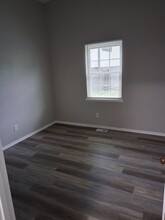 34XX SW Burnett Rd in Topeka, KS - Building Photo - Building Photo