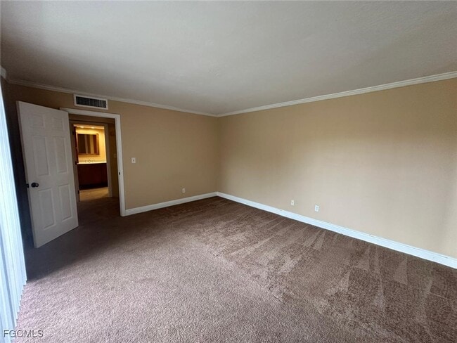 1709 Park Meadows Dr in Ft. Myers, FL - Building Photo - Building Photo