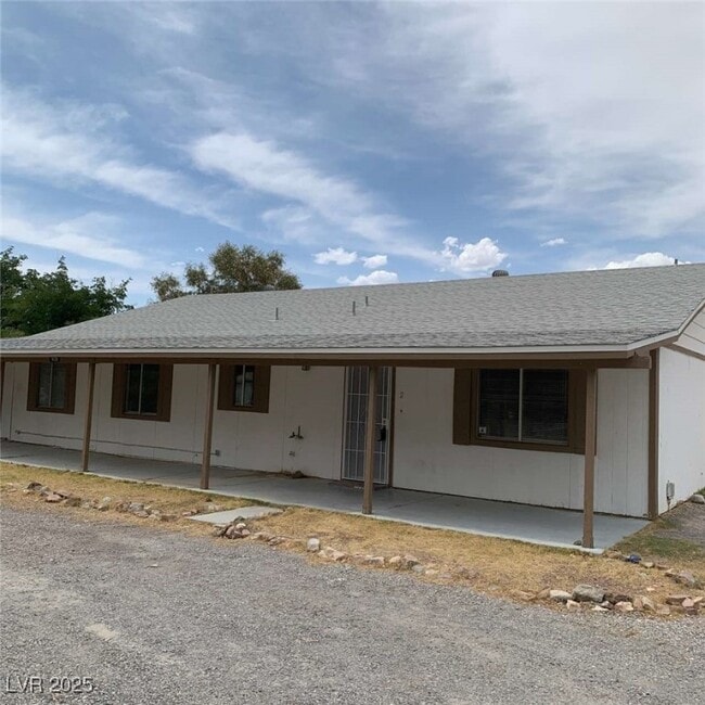 property at 1420 W Horn Rd
