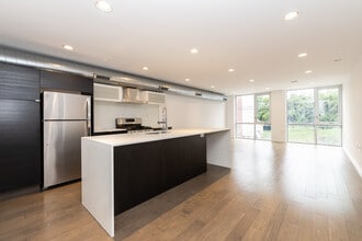 1422 N 7th St, Unit 3 in Philadelphia, PA - Building Photo - Building Photo