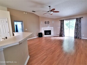 1635 Heather Fields Ct in Orange Park, FL - Building Photo - Building Photo