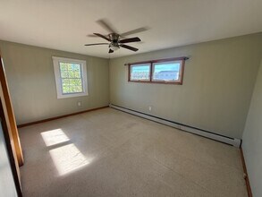 894 Garland Rd in Winslow, ME - Building Photo - Building Photo