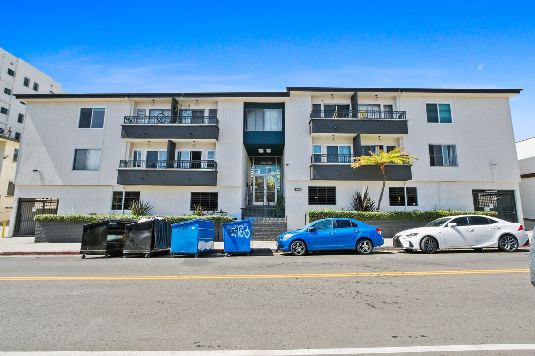 1937-1939 Argyle in Los Angeles, CA - Building Photo