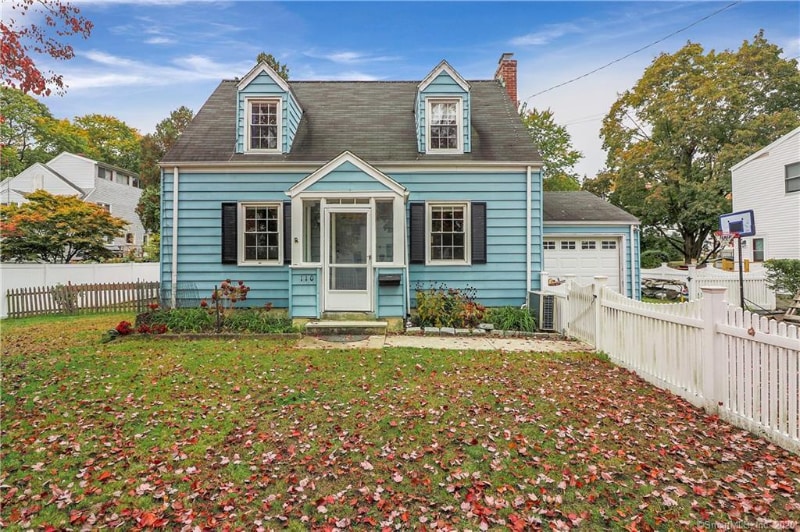 110 Midland Ave in Stamford, CT - Building Photo