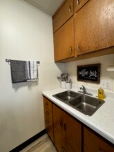 208 2nd St S in Hallock, MN - Foto de edificio - Building Photo