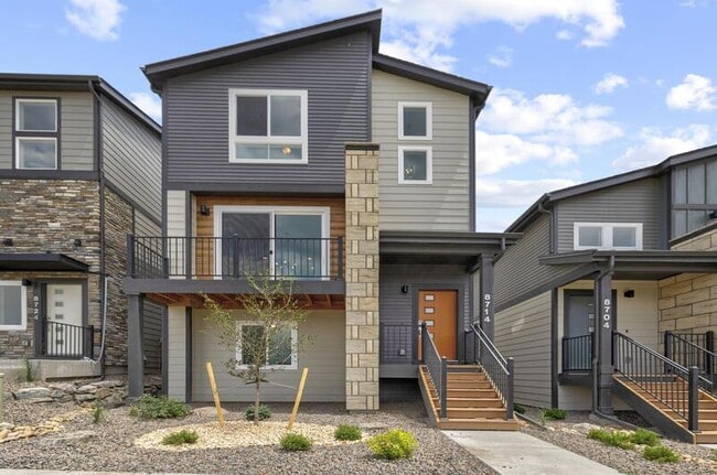property at 8714 Vaunt Ct