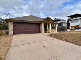 1016 Catalpa St in Austin, TX - Building Photo