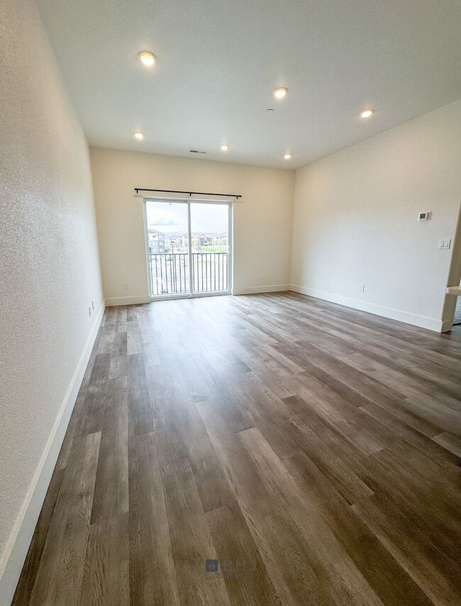 property at 981 Covey Run Rd