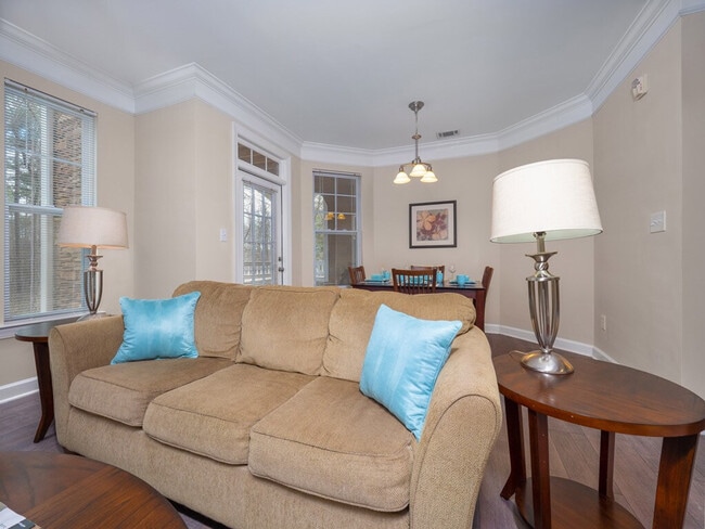 2431 Brisbane Woods Way