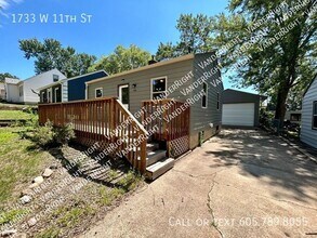 1733 W 11th St in Sioux Falls, SD - Building Photo - Building Photo