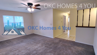 440 E Carson Ln in Mustang, OK - Building Photo - Building Photo