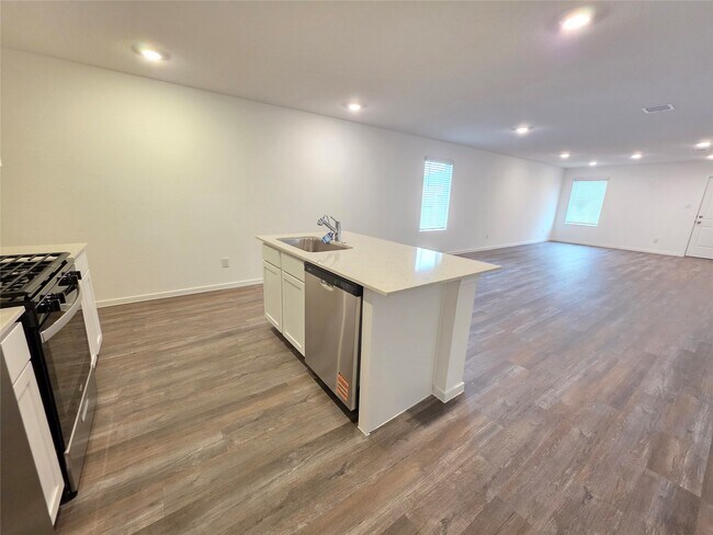 property at 40821 Hawthorne Glades St