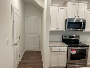 337 Whitetail Cir in Holly Springs, GA - Building Photo - Building Photo