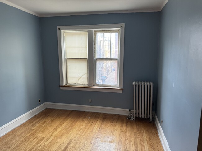 2542 E 78th St in Chicago, IL - Building Photo - Building Photo