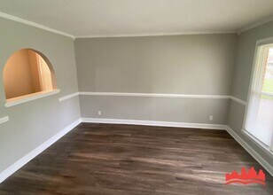 5303 Villa Del Rey Dr in Memphis, TN - Building Photo - Building Photo