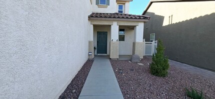 1069 Aspen Cliff Dr in Henderson, NV - Building Photo - Building Photo