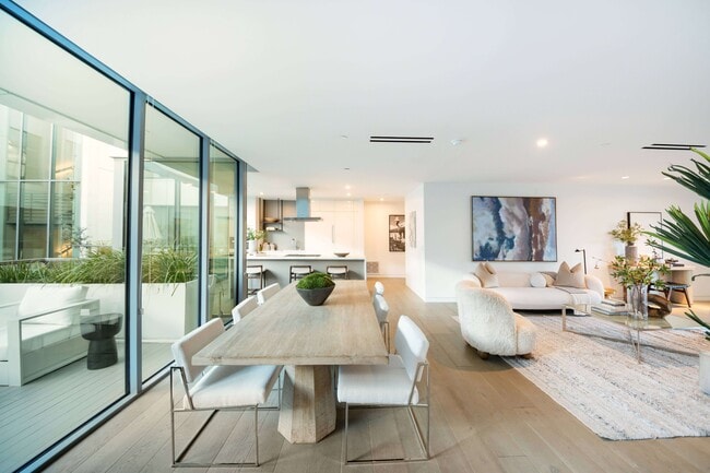 Gardenhouse Beverly Hills