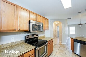 4637 Antioch St in North Port, FL - Foto de edificio - Building Photo