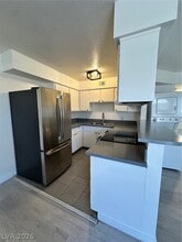 4920 Stanley Ave in Las Vegas, NV - Building Photo - Building Photo