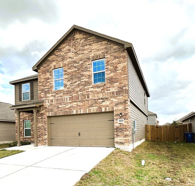 18620 Allen Welch Dr in Elgin, TX - Building Photo - Building Photo