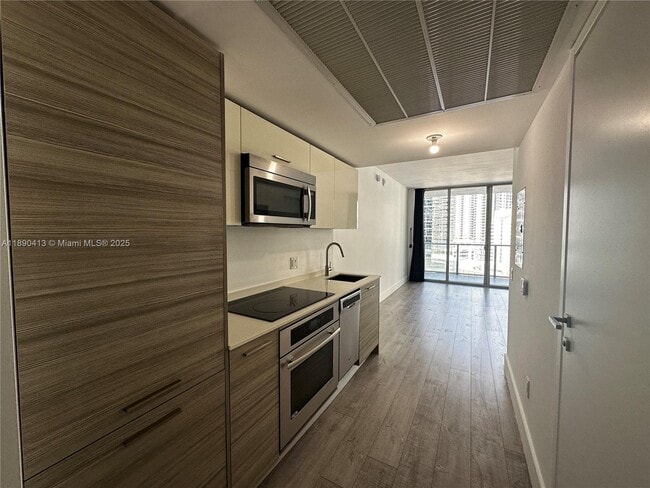 property at 1300 Brickell Bay Dr