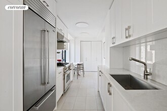 211 Madison Ave in New York, NY - Building Photo - Building Photo