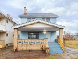 11009 Greenwich Ave in Cleveland, OH - Building Photo
