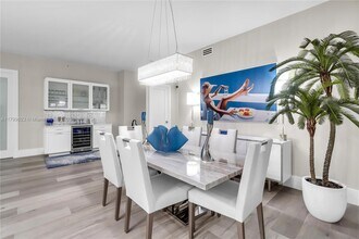 500 SE Mizner Blvd in Boca Raton, FL - Building Photo - Building Photo
