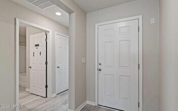 3106 Hawks Hl Ln in Jacksonville, FL - Foto de edificio - Building Photo