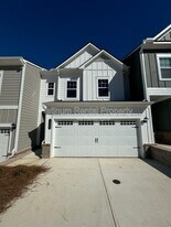 1088 Chastain Dr in Sugar Hill, GA - Building Photo