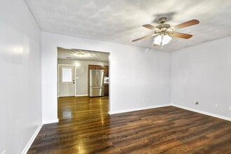 171 Springhill Dr in Bardstown, KY - Building Photo - Building Photo