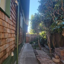 2747 McGee Ave in Berkeley, CA - Building Photo - Building Photo