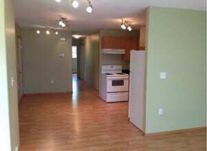 4810-4852 52 St in Olds, AB - Building Photo - Building Photo